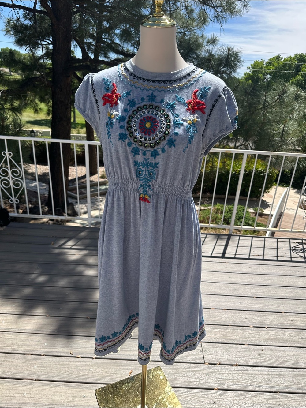 Embroidered Light Blue Short Sleeve Midi Dress